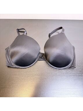 Victoria's Secret Pink 40D Black Wear Everywhere Front-Close Push-Up Bra